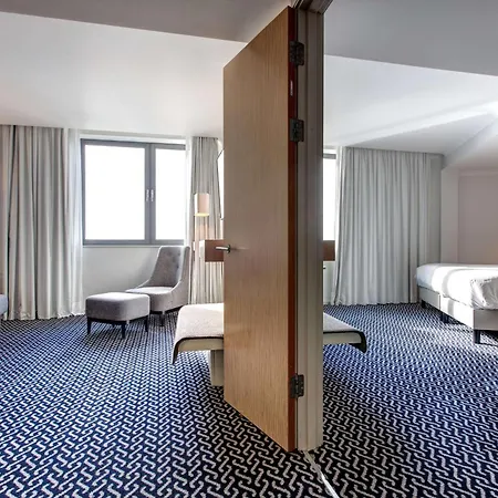 Radisson Blu Waterfront Hotel, Jersey-3